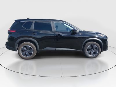 2025 Nissan Rogue — photo 8 view