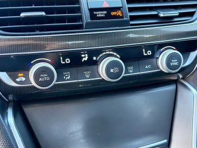 2019 Honda Accord — photo 29 view