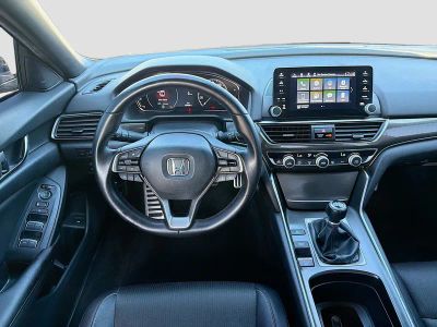 2019 Honda Accord — photo 16 view