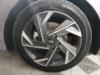 2024 Hyundai Elantra - Photo 10