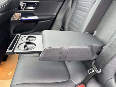 2026 Mercedes-Benz GLC — photo 30 view