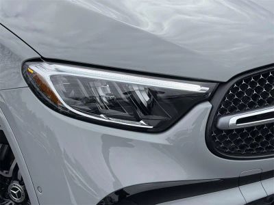 2026 Mercedes-Benz GLC — photo 15 view