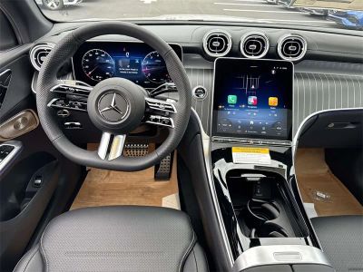 2026 Mercedes-Benz GLC — detail view