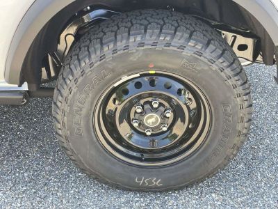 2026 Ford Bronco — photo 9 view