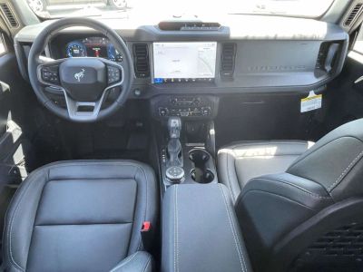 2026 Ford Bronco — photo 11 view