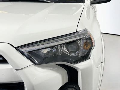 2024 Toyota 4Runner — photo 9 view