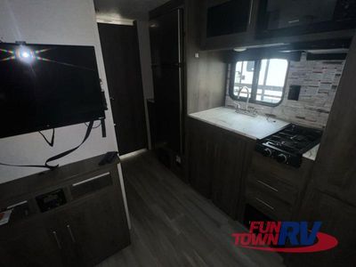 2021 Coachmen RV Clipper Ultra-Lite - Photo 8