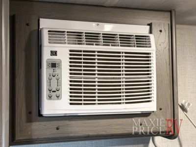 2024 Keystone Hideout Sport Single Axle - Photo 12