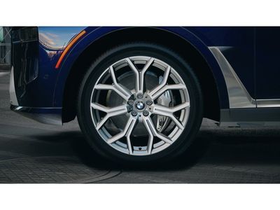 2026 BMW X7 — photo 7 view