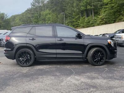 2023 GMC Terrain - Photo 2