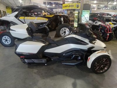 2025 Can-Am Spyder RT Sea-To-Sky - Photo 12