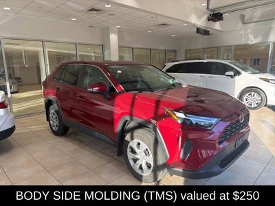 2023 Toyota RAV4 LE - Photo 7