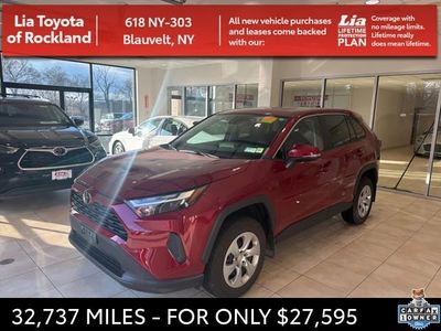 2023 Toyota RAV4 LE - Photo 2