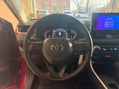 2023 Toyota RAV4 LE - Photo 17