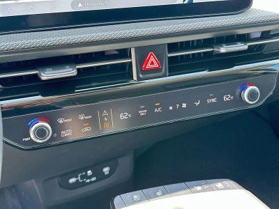 2025 Kia EV6 — photo 19 view