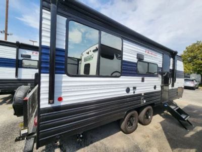 2025 Forest River Cherokee Grey Wolf - Photo 4