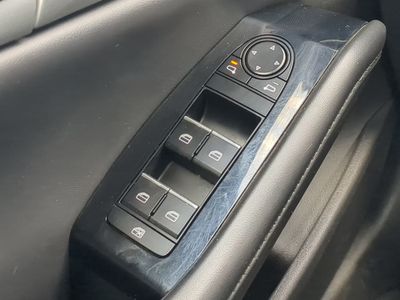 2024 Mazda Mazda3 - Photo 25