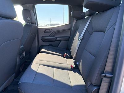 2026 Chevrolet Colorado — photo 13 view