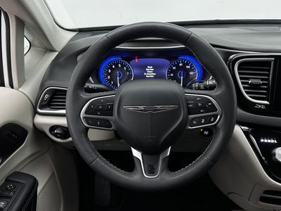 2024 Chrysler Pacifica - Photo 21