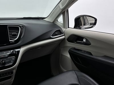 2024 Chrysler Pacifica - Photo 24