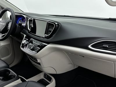 2024 Chrysler Pacifica - Photo 33