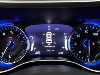 2024 Chrysler Pacifica - Photo 14