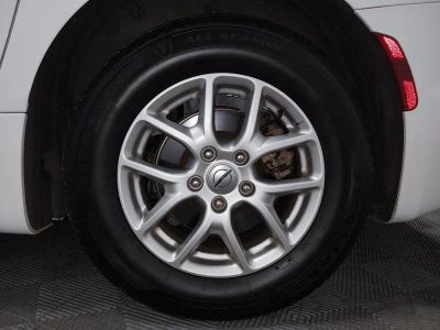 2023 Chrysler Pacifica — photo 10 view