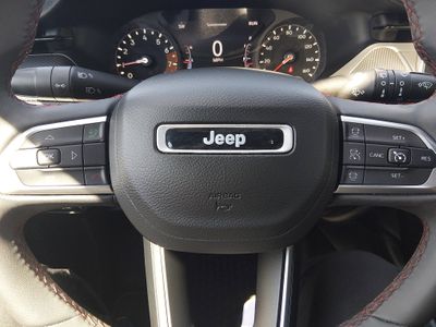 2023 Jeep Compass - Photo 12