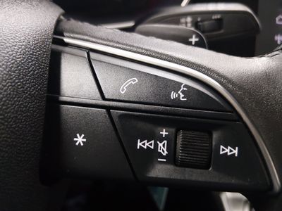 2025 Audi Q3 — photo 19 view