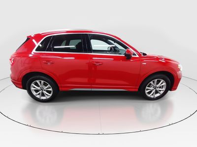 2025 Audi Q3 — photo 8 view