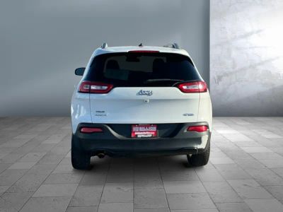 2015 Jeep Cherokee — detail view