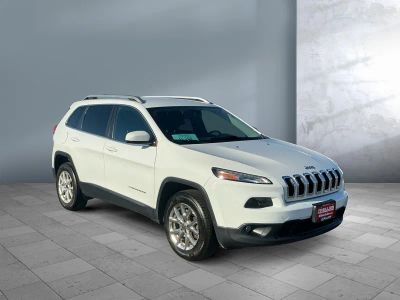2015 Jeep Cherokee — photo 8 view