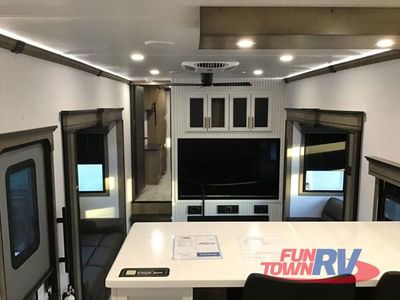 2026 Keystone RV Montana - Photo 6