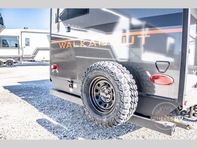 2026 Keystone RV Walkabout - Photo 11