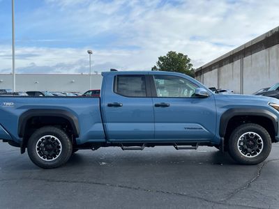 2026 Toyota Tacoma - Photo 8