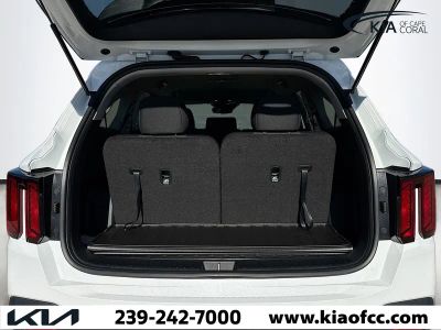 2026 Kia Sorento — photo 12 view