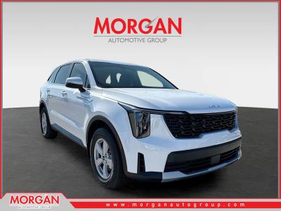 2026 Kia Sorento LX in Glacial White Pearl — front three-quarter view