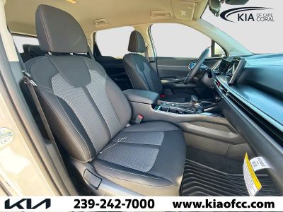 2026 Kia Sorento — photo 14 view