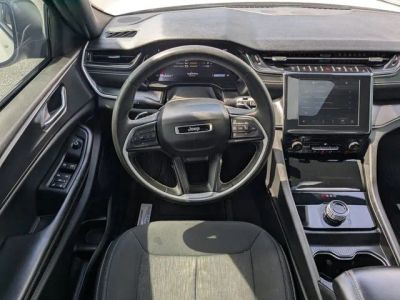 2024 Jeep Grand Cherokee — photo 15 view