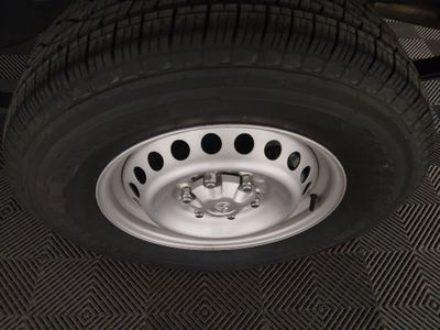 2025 Toyota Tacoma 2WD - Photo 10