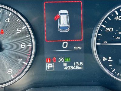 2023 Subaru Outback — photo 12 view