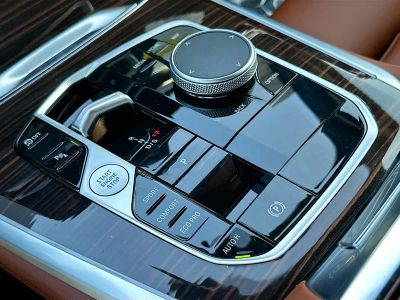 2026 BMW X5 — photo 14 view