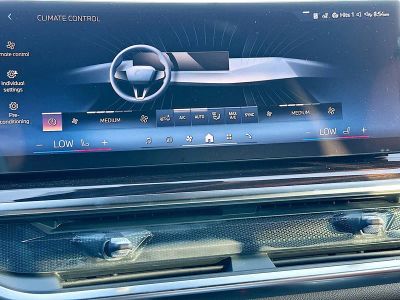 2026 BMW X5 — photo 13 view