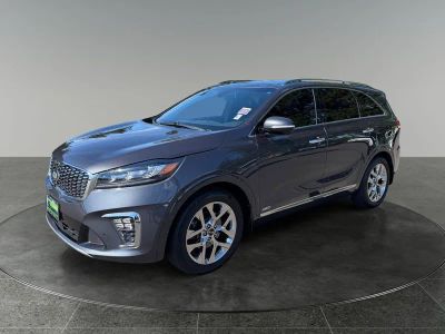 2019 Kia Sorento — rear three-quarter view