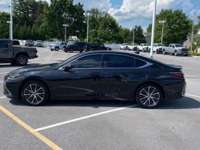 2025 Lexus ES — side profile view