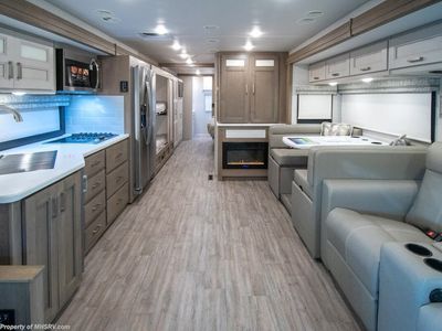 2026 Thor Motor Coach Inception - Photo 8