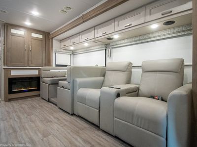 2026 Thor Motor Coach Inception - Photo 9