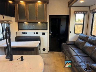 2021 Forest River RV Vengeance Rogue Armored - Photo 6