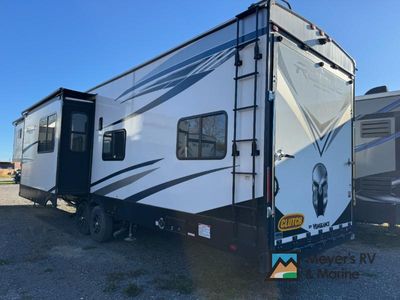 2021 Forest River RV Vengeance Rogue Armored - Photo 4
