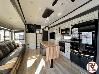 2026 Sabre 36DBB - Photo 12